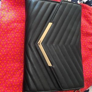 Gently Used Steve Madden Handbag